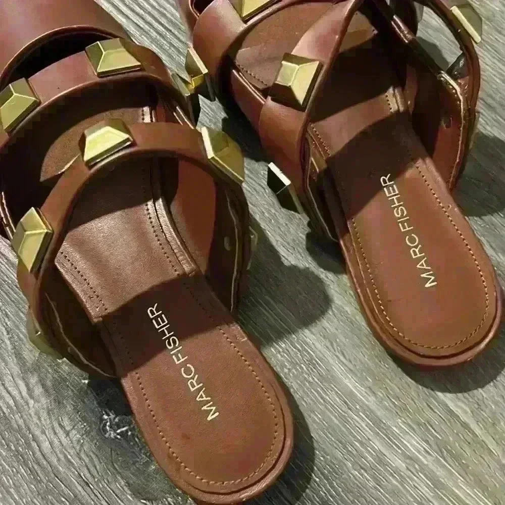 Marc Fisher flat shoes